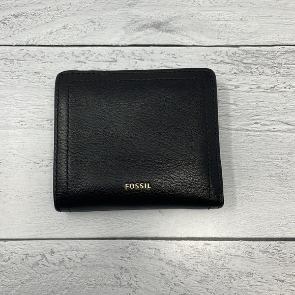 Fossil Bags Fossil Logan Small Rfid Bifold Wallet In Black G5